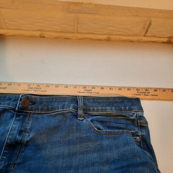 Lane Bryant Jeans Womens 28‎ Flare Mid Rise Bell Bottom Trouser Magic Waistband - Picture 8 of 11